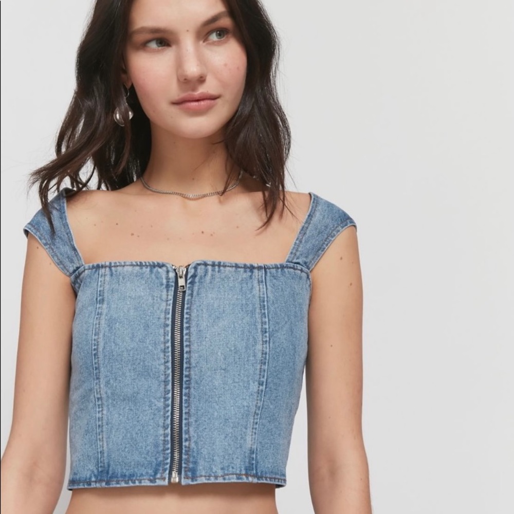 Lioness denim crop top NWT